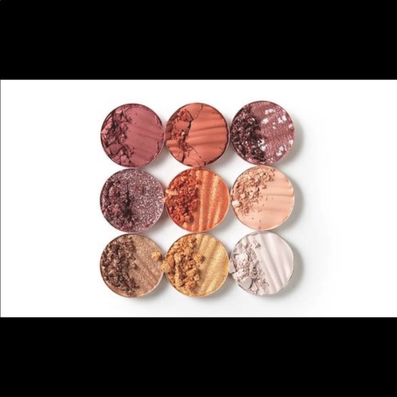 Dito Cosmetics Shiny Sun Shade Eyeshadow Palette - Picture 2 of 4